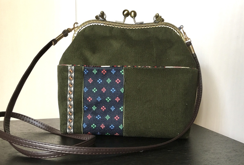 ちょこっとお出かけがま口バッグ