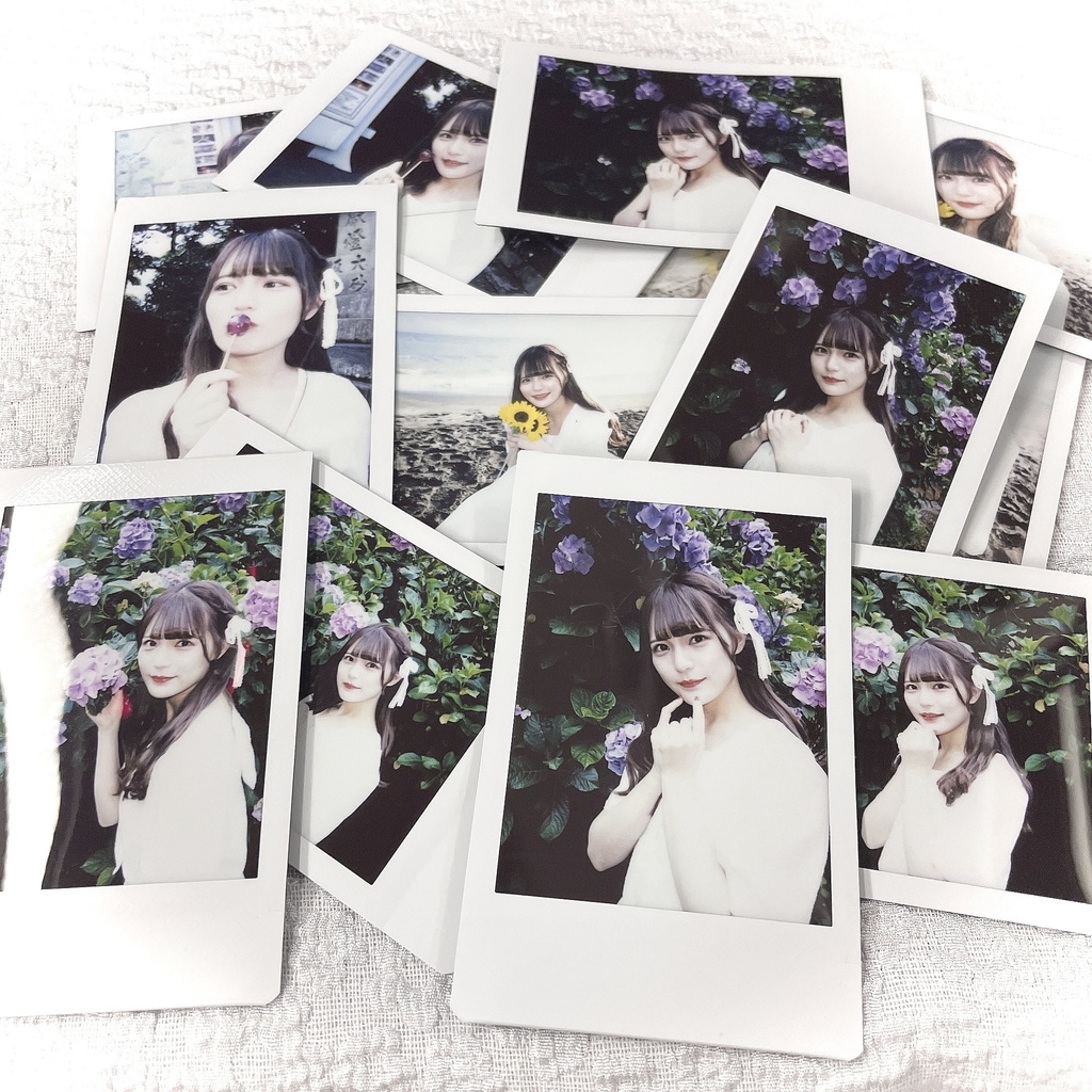 ❤︎  RandomPolaroid 