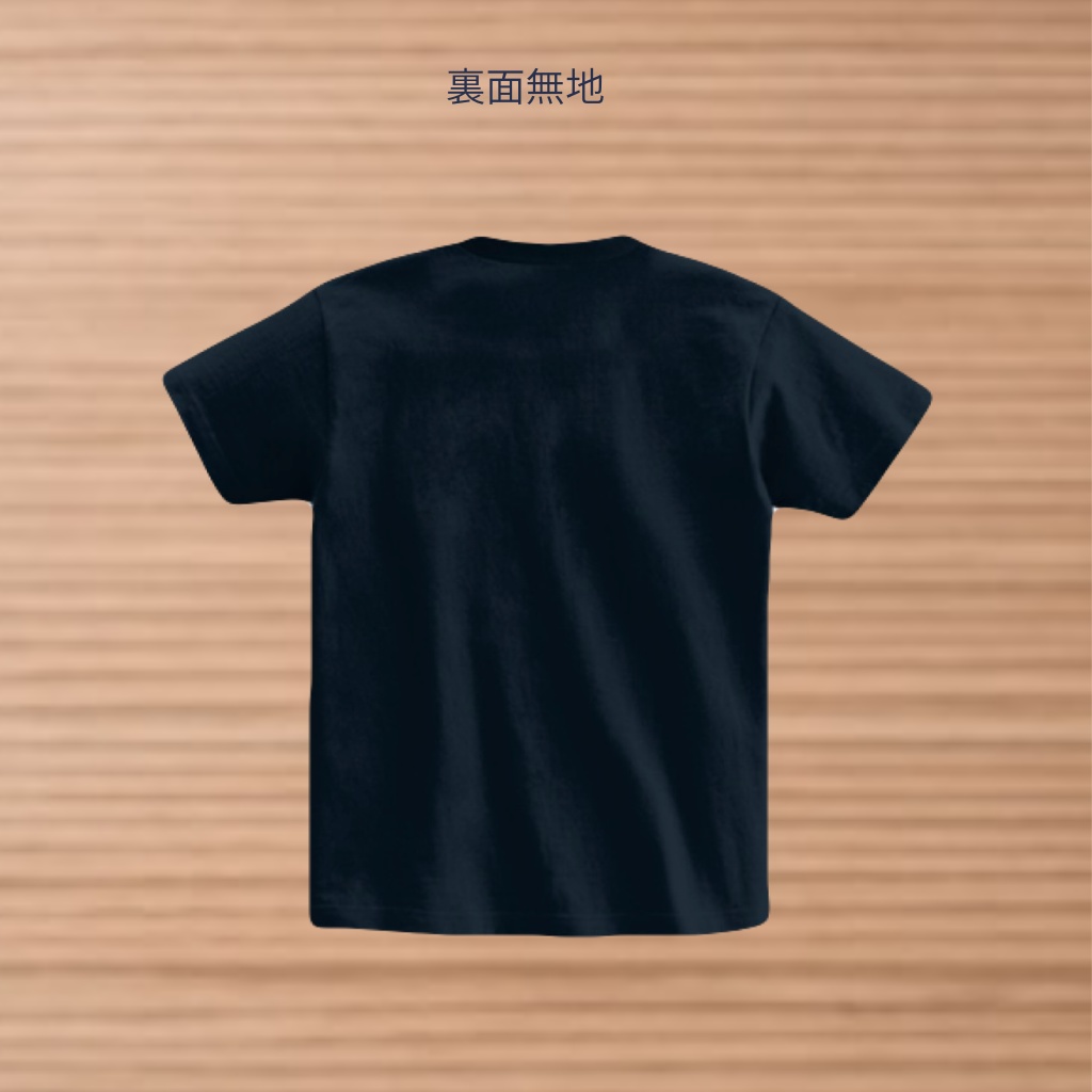 No.9 Suzuと花びら still(ブラックT)