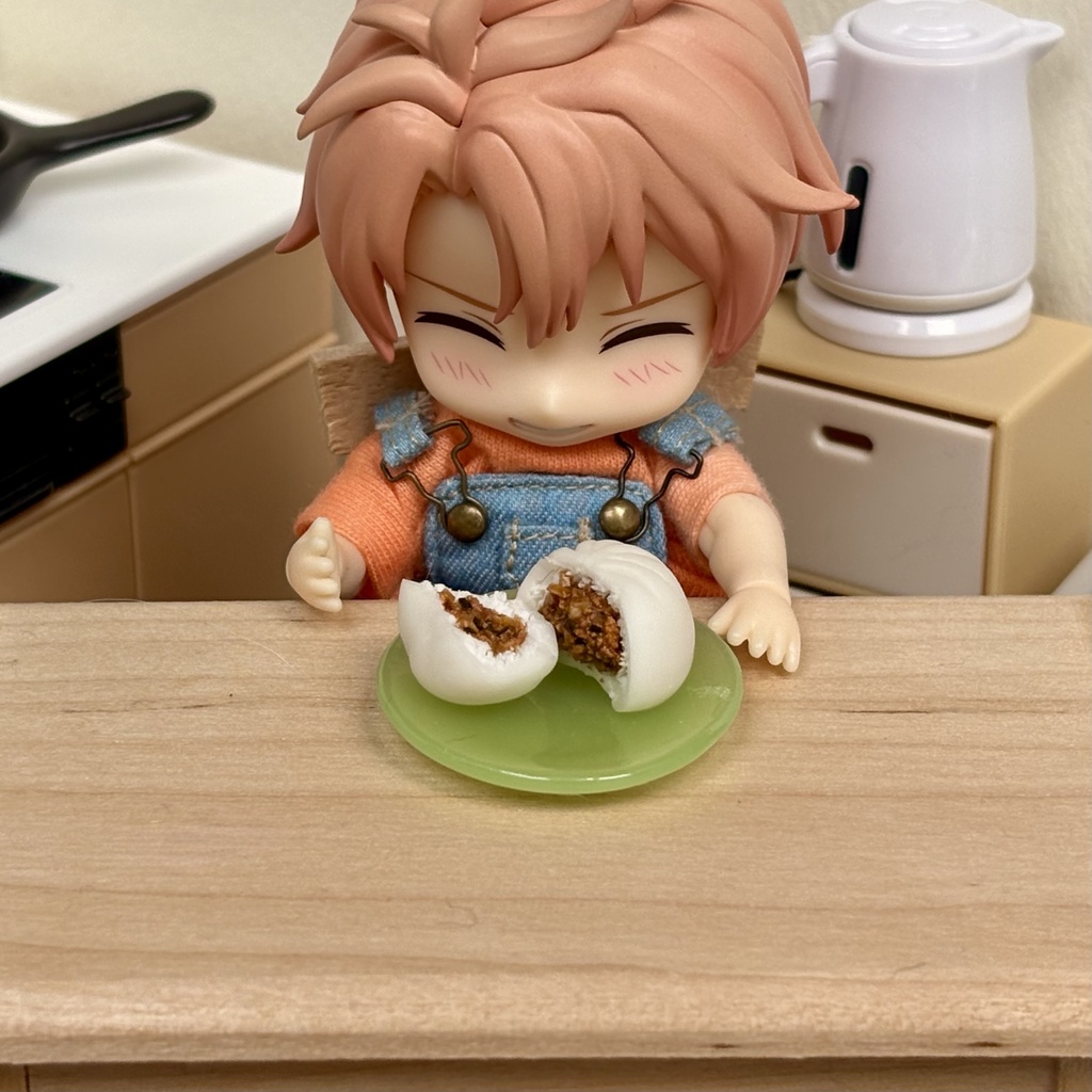 半分こ肉まん