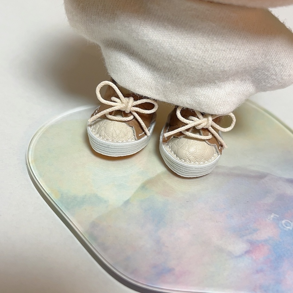 ブラウンぬい靴