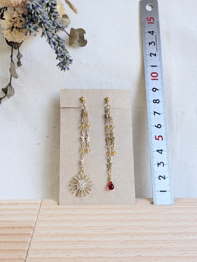 品番【6-A】レッドドロップピアス