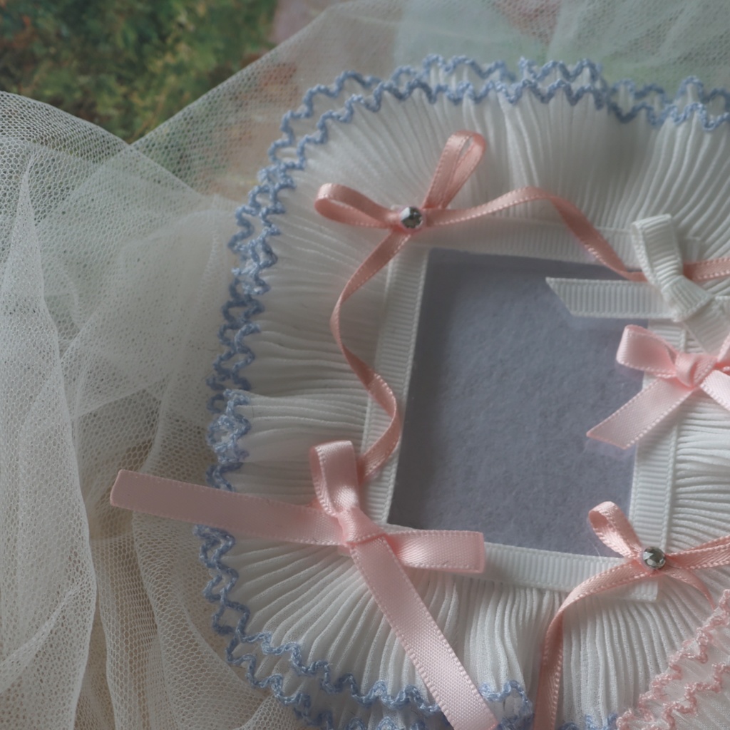 硬質ケースデコB8サイズ ステッチフリルのパステルデコ