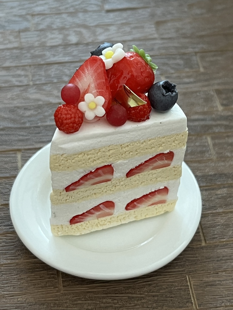 ベリーケーキ