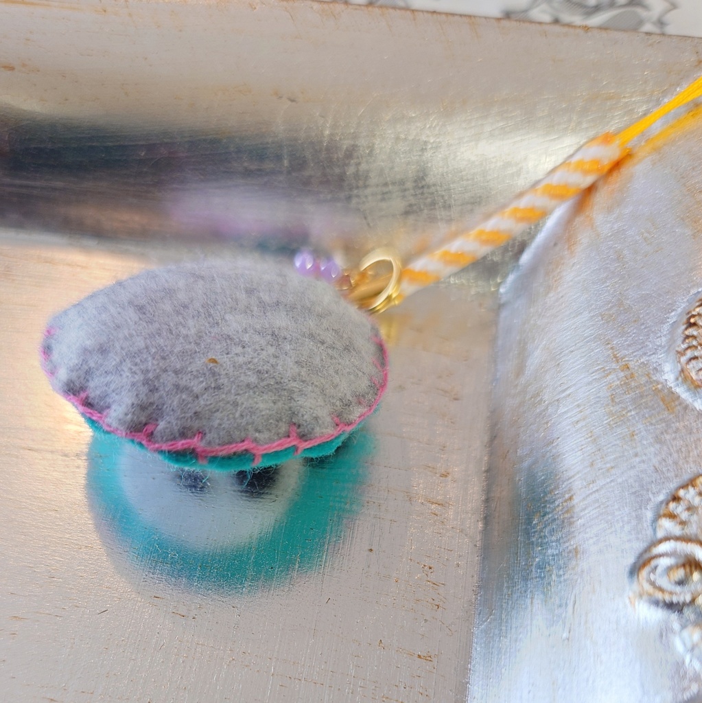 パンダのフェルトマスコットキーホルダー【ミントグリーン】