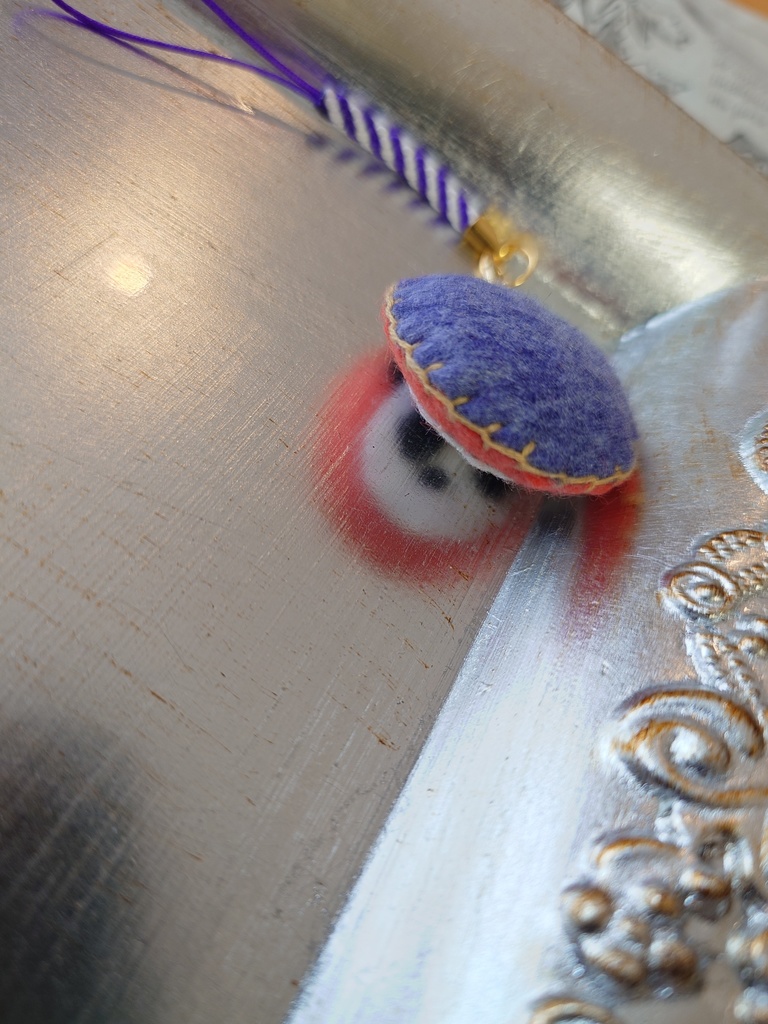 パンダのフェルトマスコットキーホルダー【サーモンオレンジ】