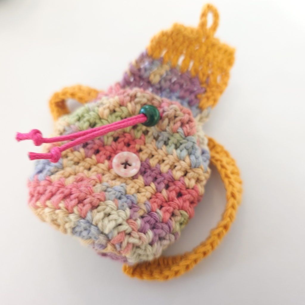 手編みぬいリュック/人偶背包/mochila para muñeca