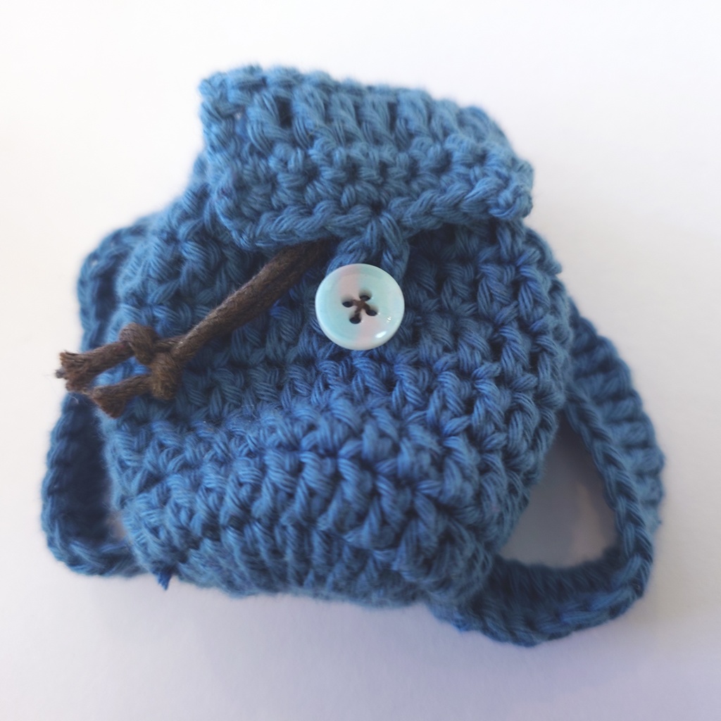 手編みぬいリュック/人偶背包/mochila para muñeca