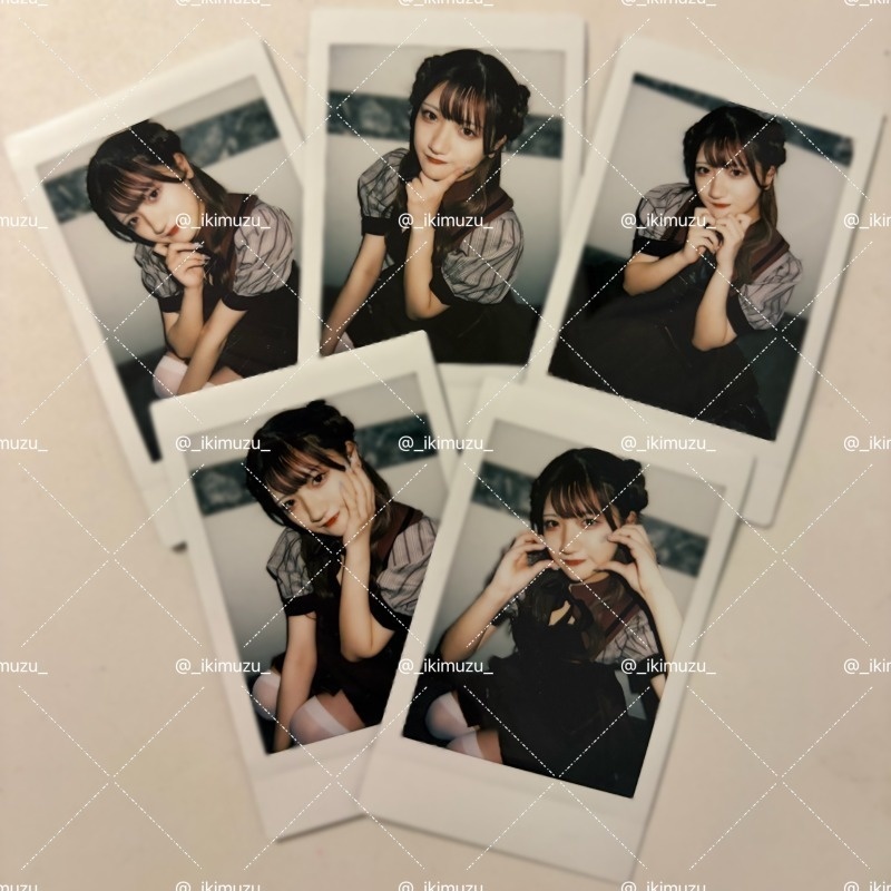 チェキ♡ストライプ制服