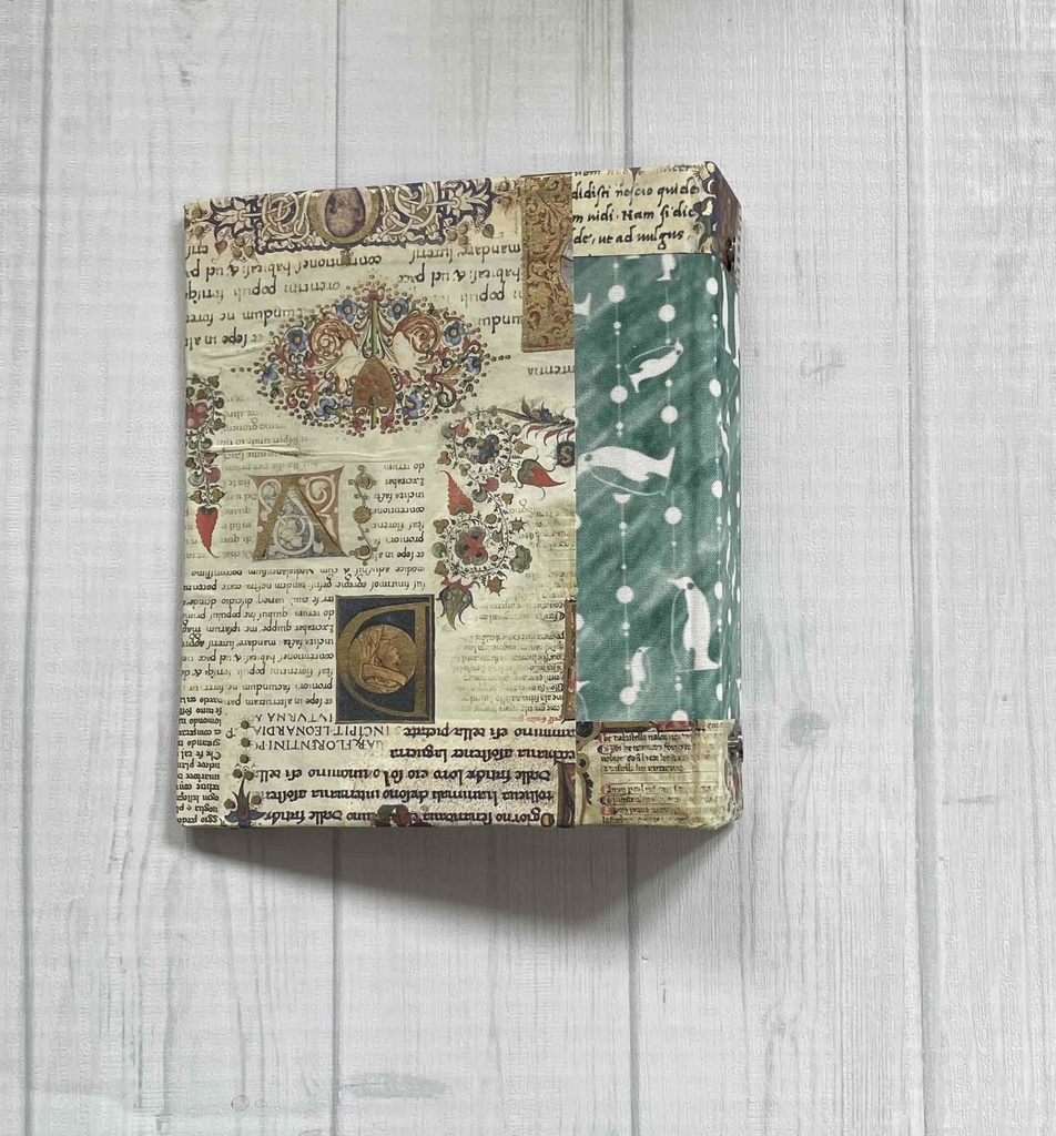 A6サイズバインダー(2穴)