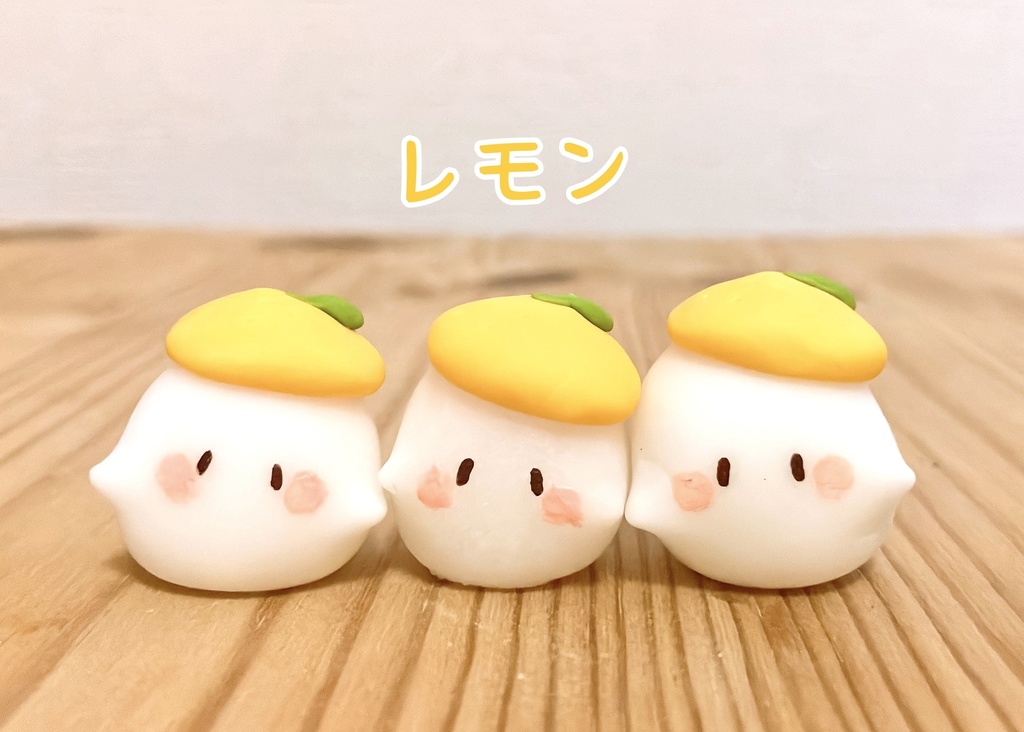 樹脂粘土作品「果物になりたかったおばけたち」