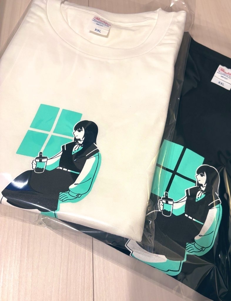 Tシャツ