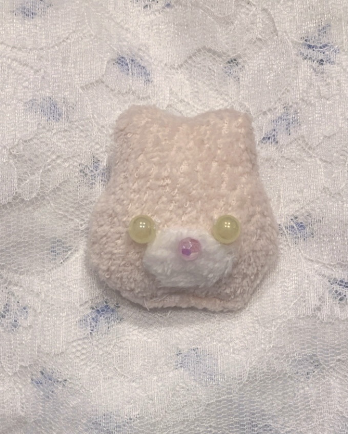 ぬいぐるみバッジ【うさ】