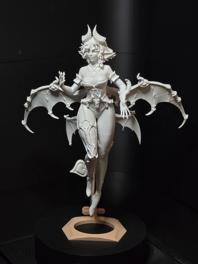 1/7  魅惑サキュバス   フィギュア  製表面処理済・塗装準備完了