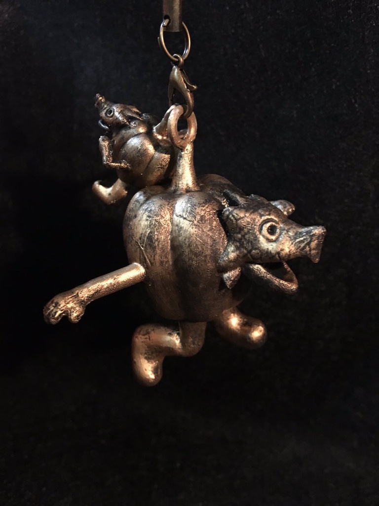 古の戦場より発掘された千年魔具(っぽい)ストラップ 2つ(全5種類からランダムで2種類)