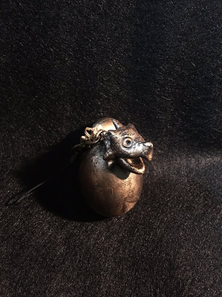 古の戦場より発掘された千年魔具(っぽい)ストラップ 2つ(全5種類からランダムで2種類)