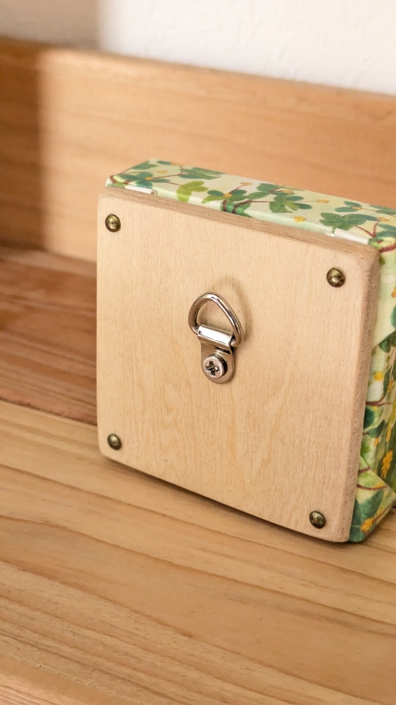 ウザい彼ミニパネル(縦5cm、横5cm、厚さ1.5cm)