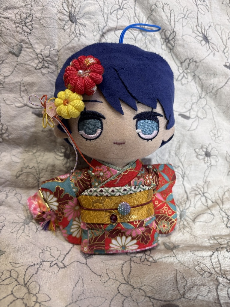 【12/15 21:00~】15cmぬい着物 赤青x金