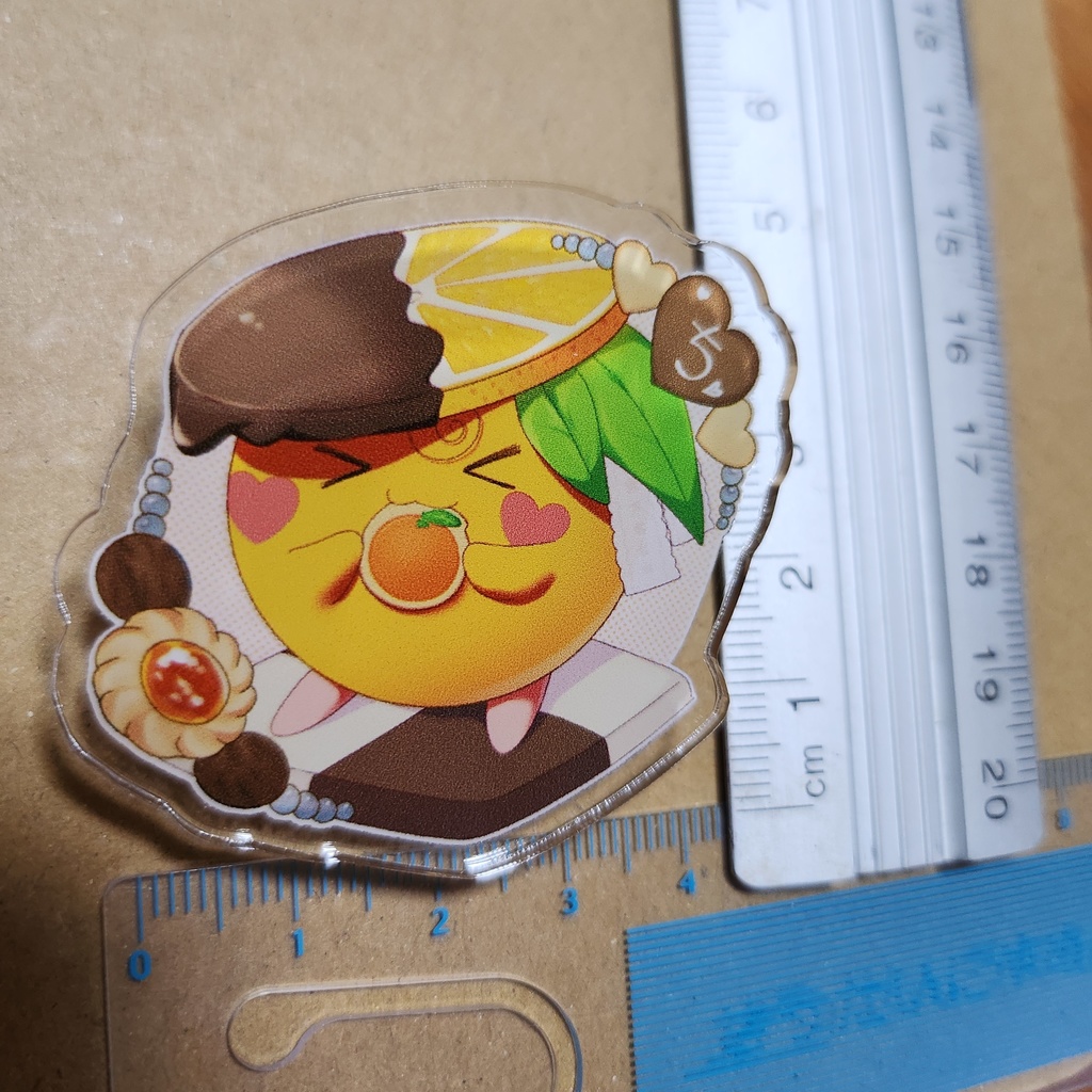 燈乃ちゆきアクリルバッジ