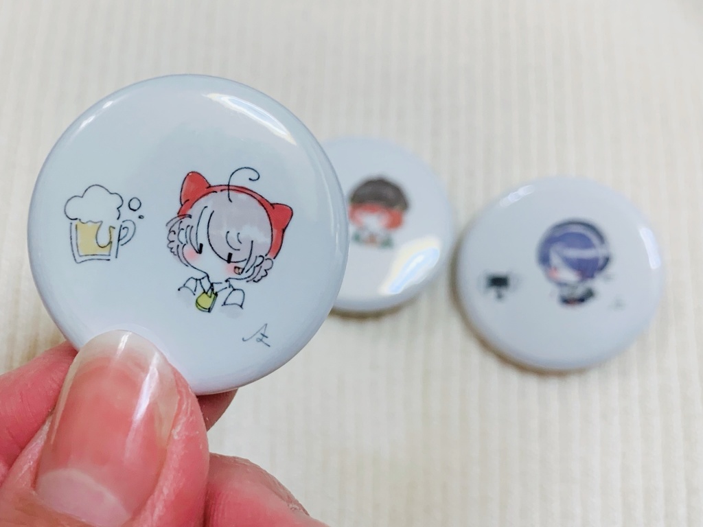 あおぎり高校❤️あかりちゃん缶バッジ