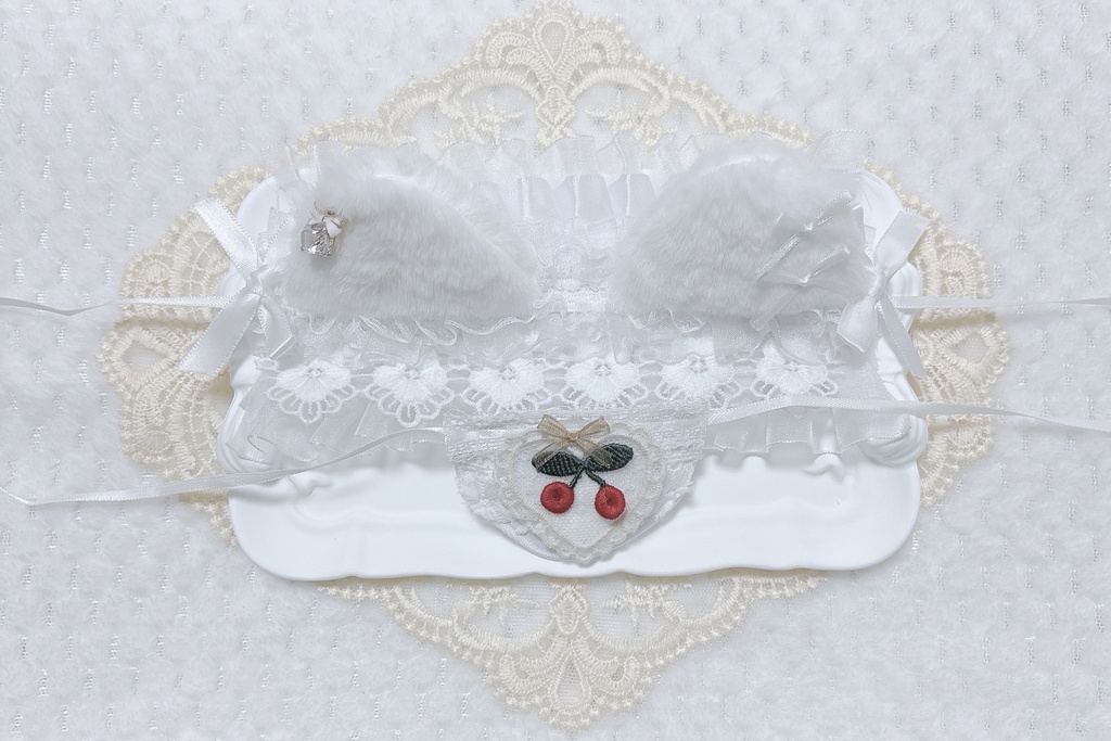 さくらんぼの猫ちゃん🍒