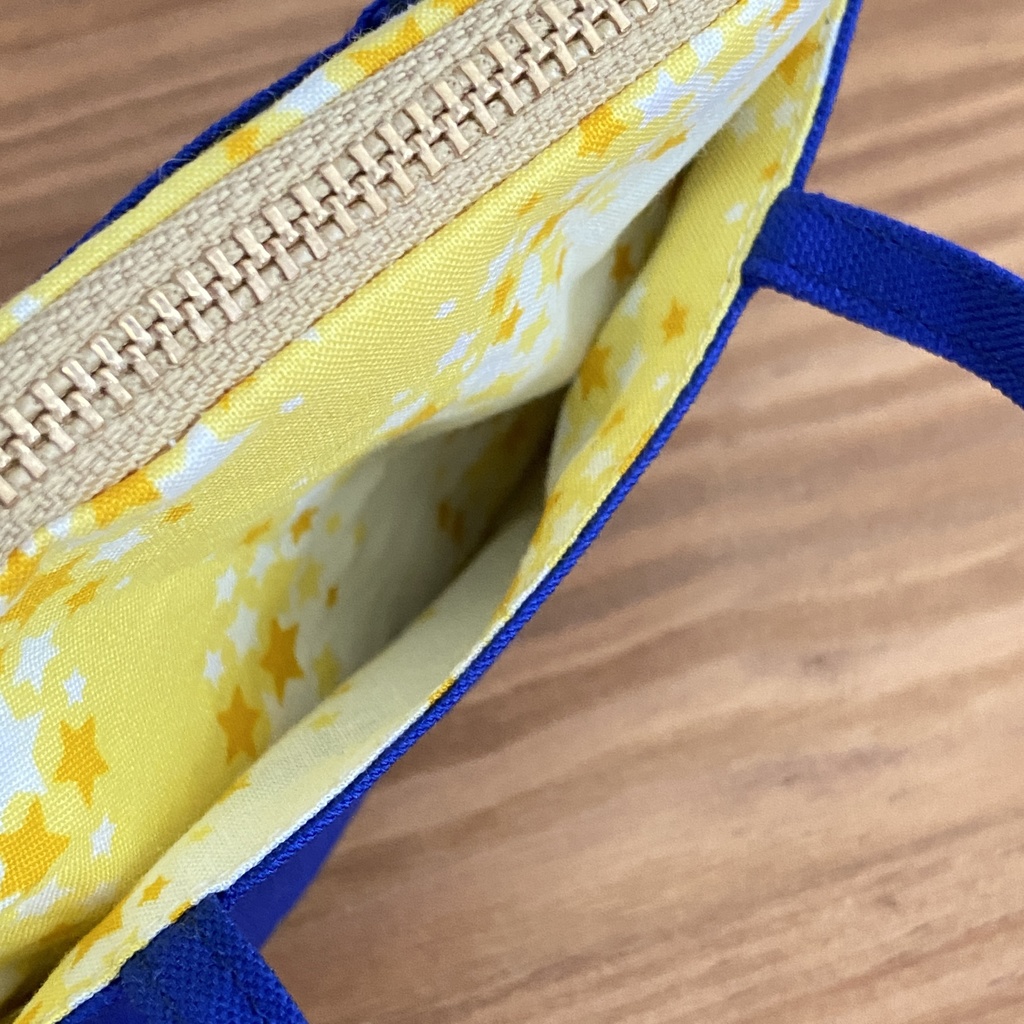 トートバッグ型ポーチ