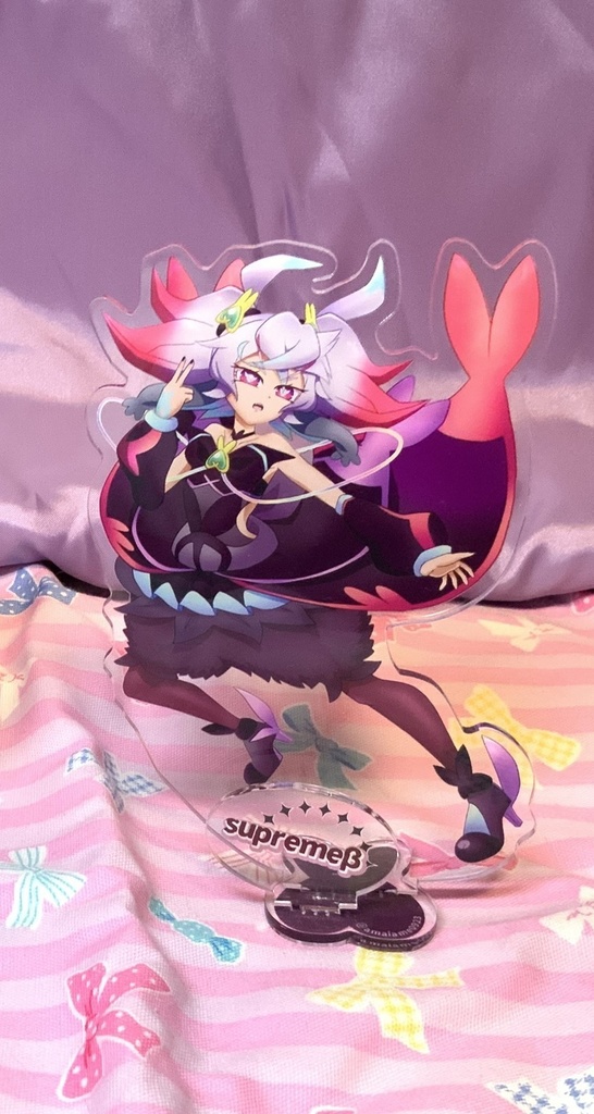 シュプリームβアクリルスタンド