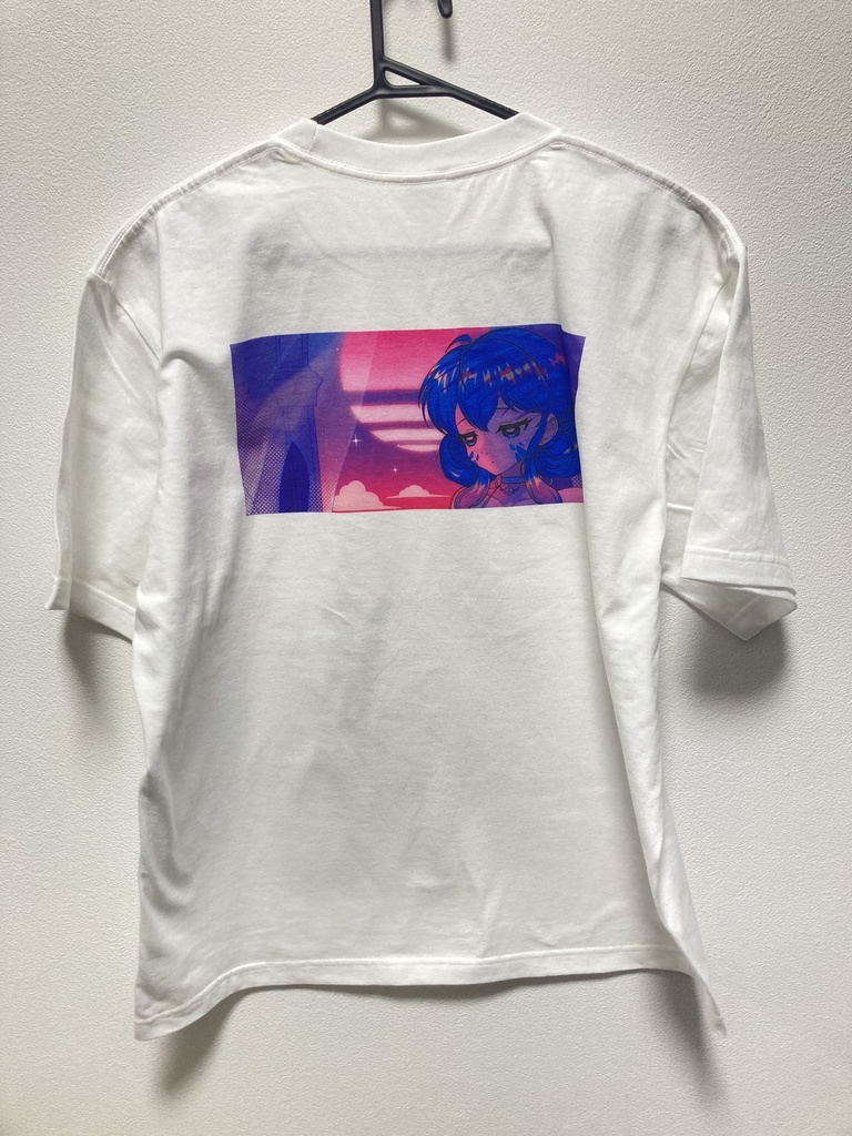 バックプリントTシャツ