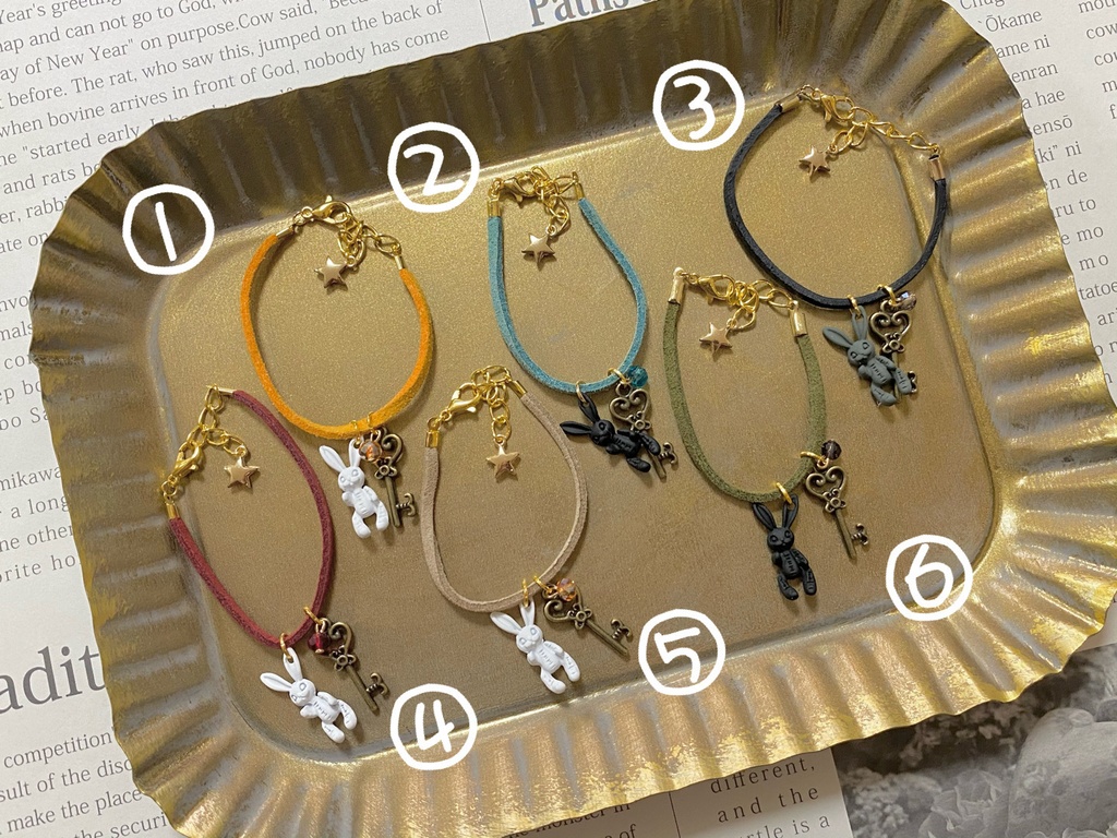 アンティークうさぎチャーム