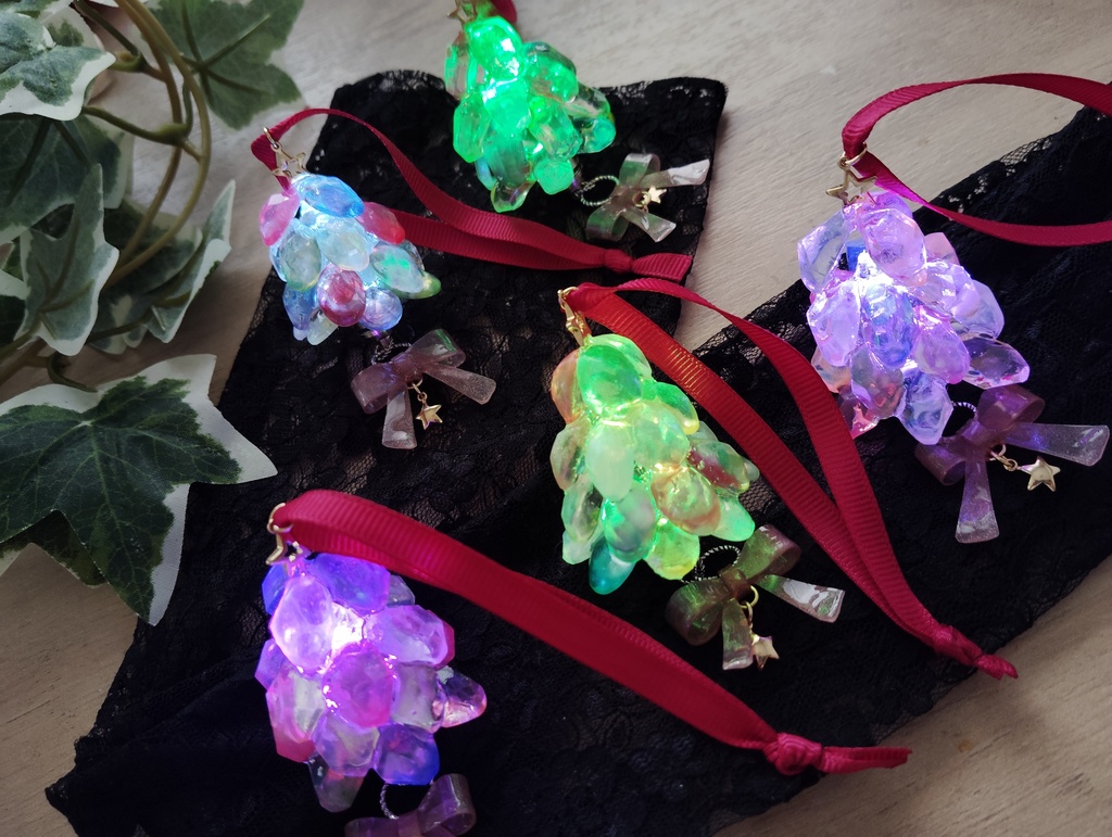 魔法鉱石のクリスマスオーナメント