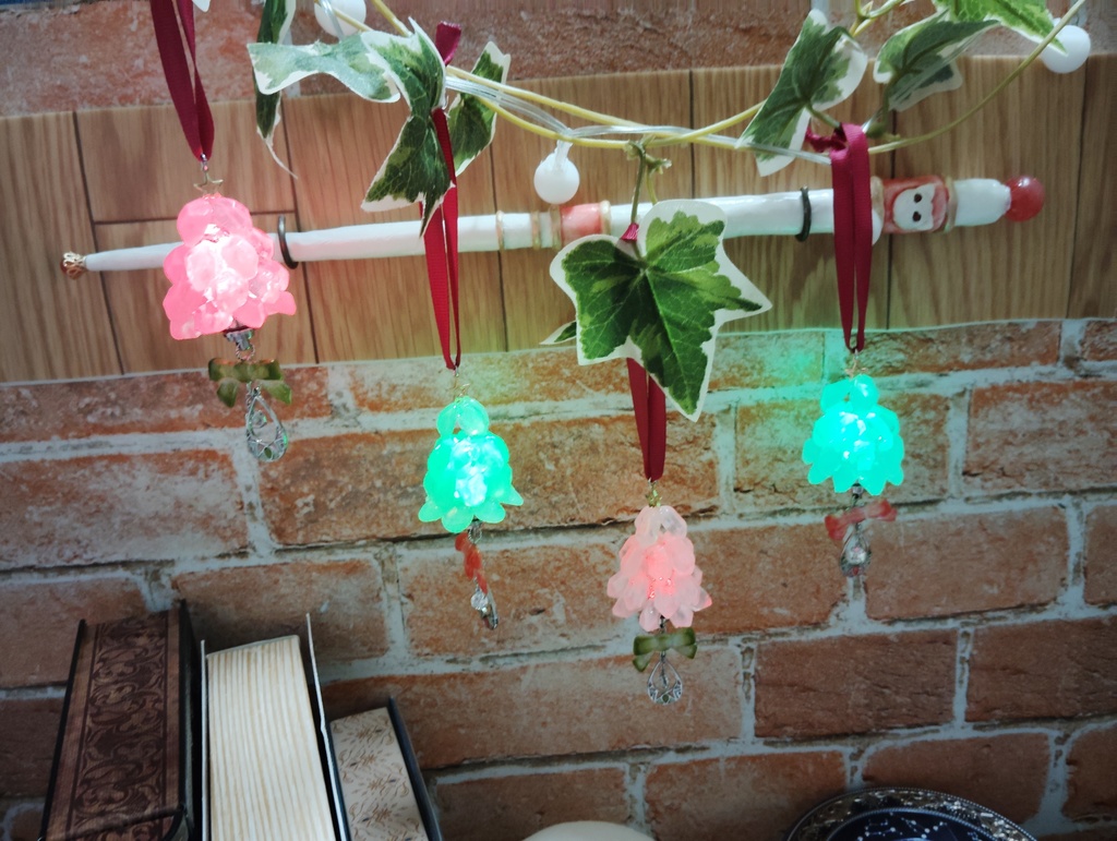 魔法鉱石のクリスマスオーナメント改