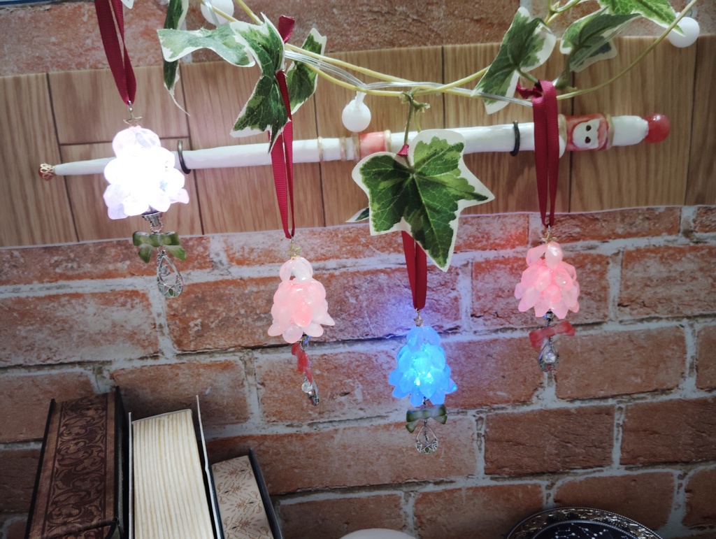 魔法鉱石のクリスマスオーナメント改