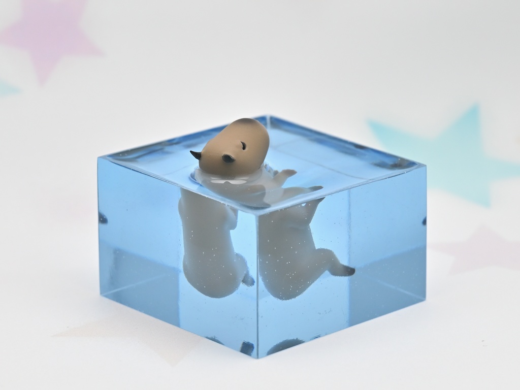 泳ぐカピバラフィギュア Pause-01 (水と戯れるカピバラ)