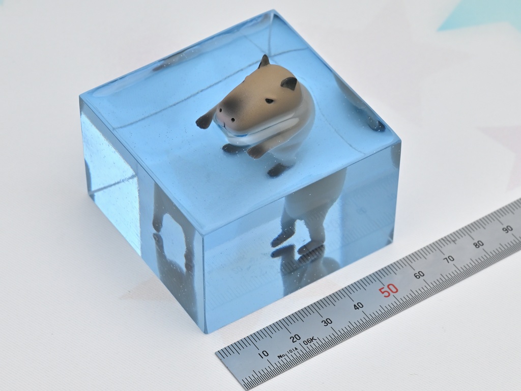 泳ぐカピバラフィギュア Pause-03 (泳ぐと言いつつ歩いてしまうカピバラ)