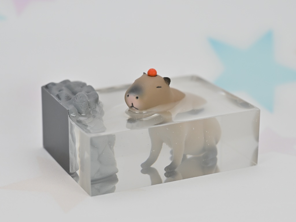 カピバラフィギュア:露天風呂篇 Pause-11 (身体の芯まで温まってご機嫌なカピバラ)