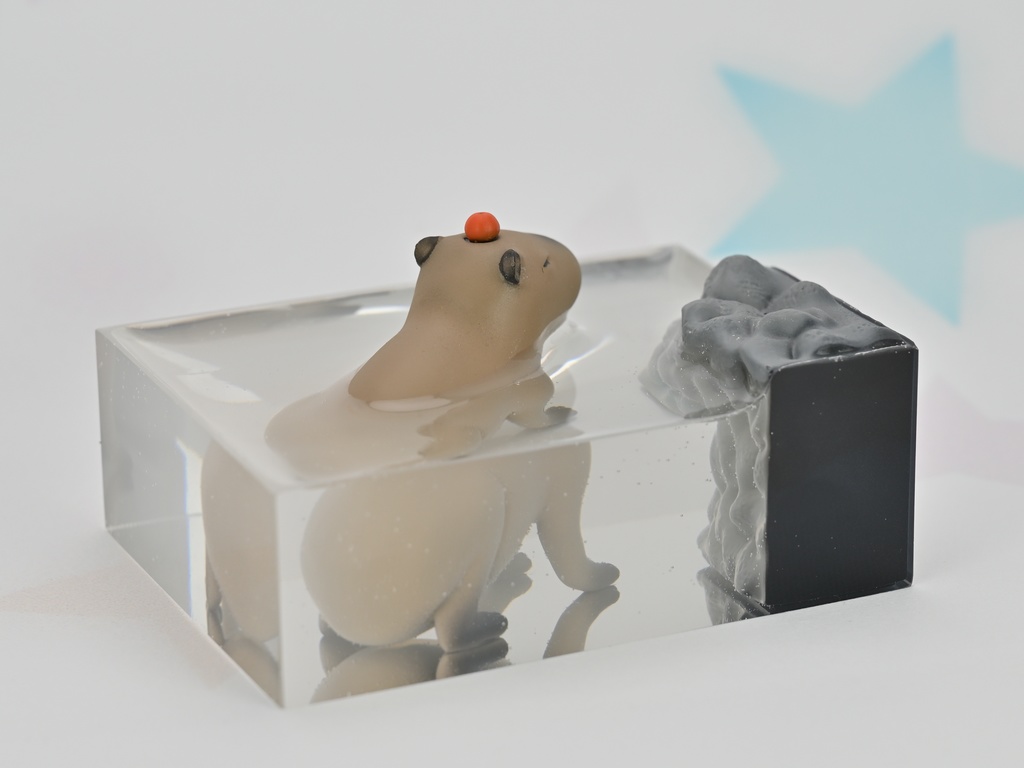 カピバラフィギュア:露天風呂篇 Pause-11 (身体の芯まで温まってご機嫌なカピバラ)