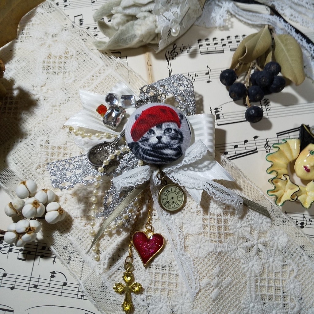 ネコのデココサージュ(2wayクリップ)②