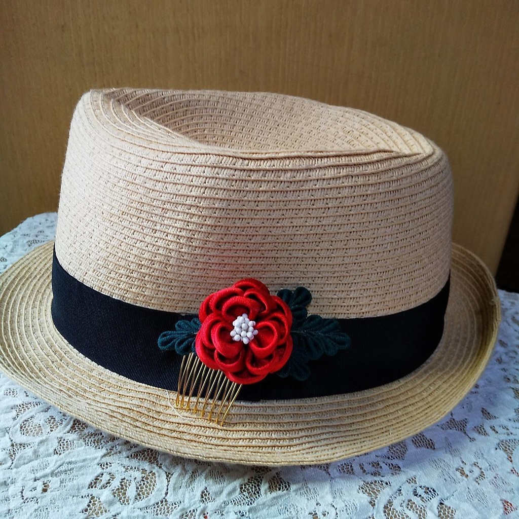 つまみ細工の髪飾り 花一輪~緋色