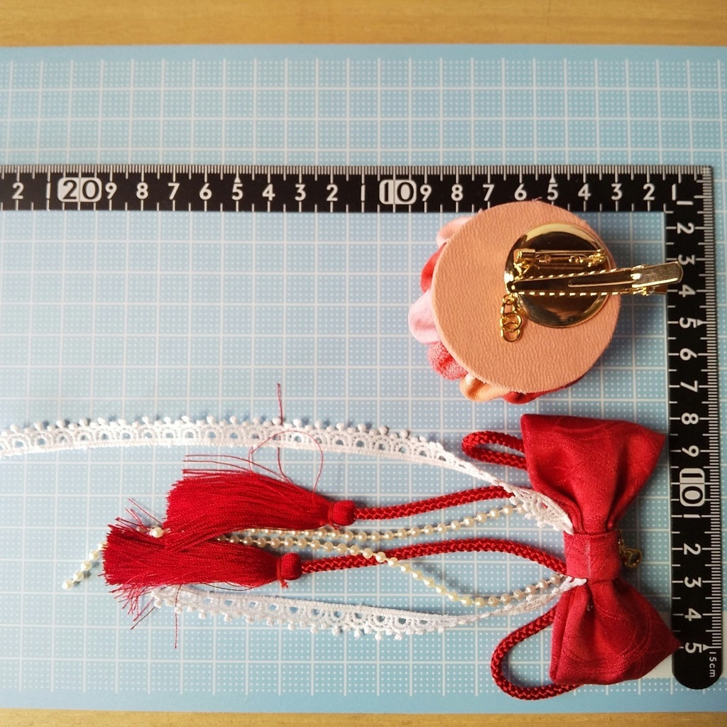 つまみ細工の2wayクリップ~赤系