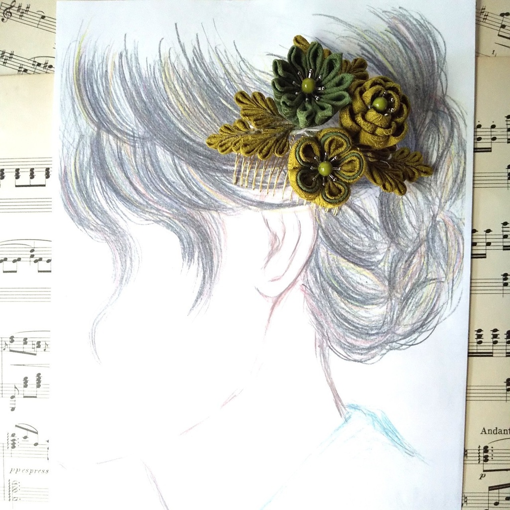 抹茶色のつまみ細工の髪飾り