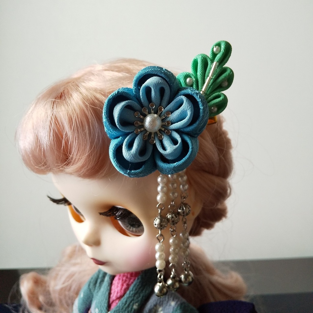 【ドール兼用】つまみ細工のミニクリップ