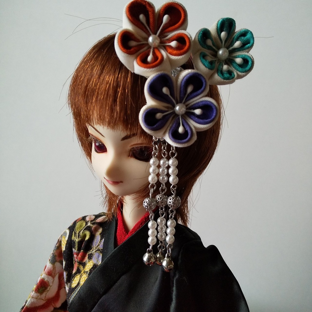 【ドール兼用】つまみ細工のミニクリップ