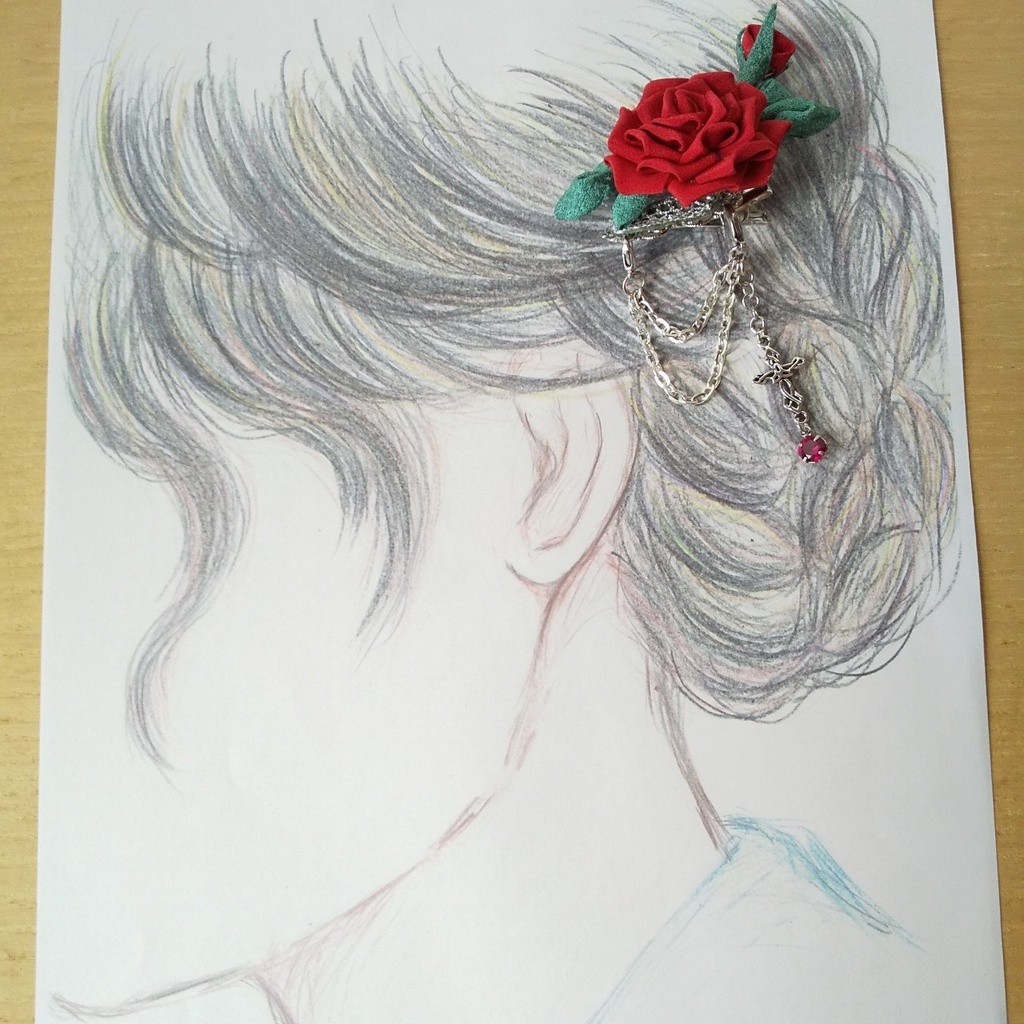 【ドール兼用】つまみ細工のミニクリップ~紅バラ