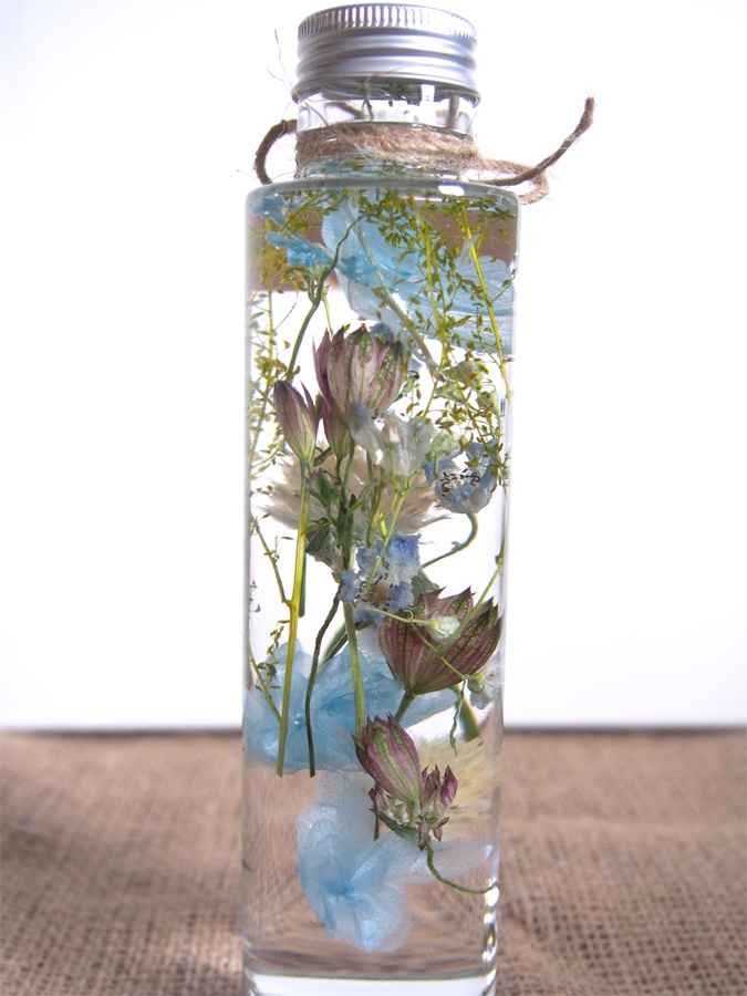 アストランチャと千日紅のさわやかハーバリウム