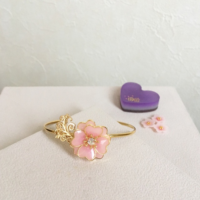 1輪桜のバングル