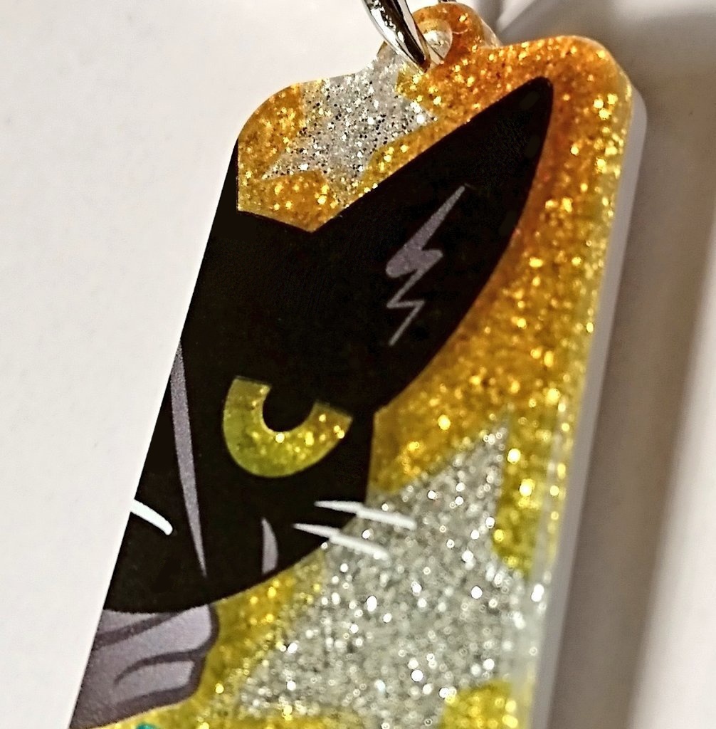 キラキラニャンたぬぶしアクキー【再版】