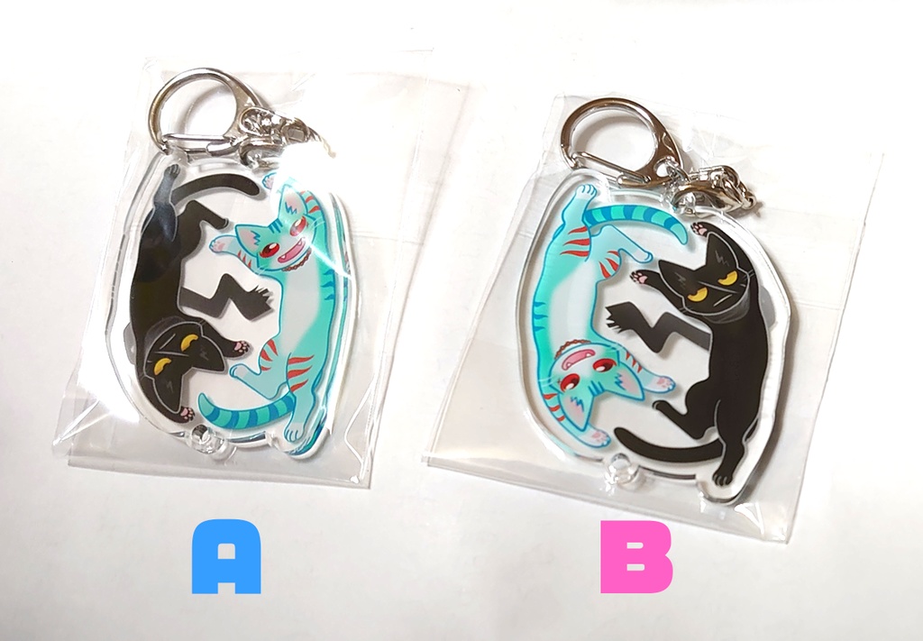 ニャンたぬぶしアクキー【NEW】