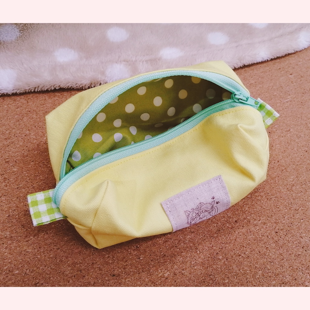 ハロウィンW マチ付きポーチ【裏地 グリーン】