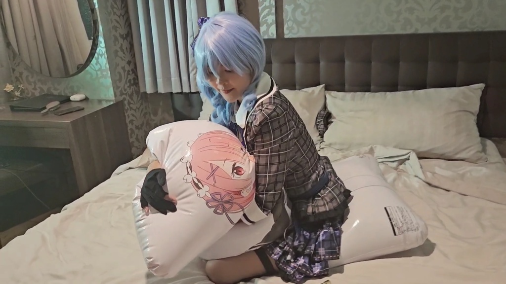 Suisei Inflatable Ram Cushion Poke To Pop - boobamilktea - BOOTH