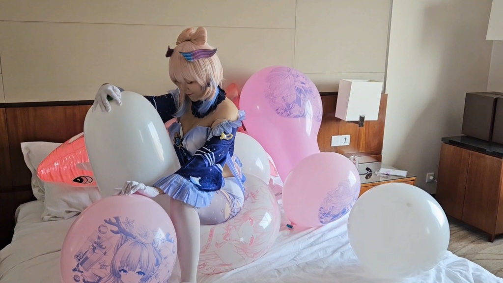 Kokomi Balloons Ride & Deflate